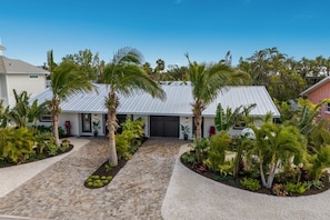 Exterior - 83rd St Villas West 2 Bedroom Villa (Holmes Beach)