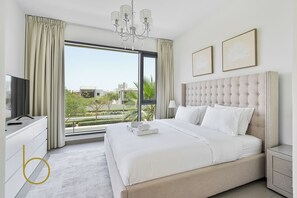 5 bedrooms, iron/ironing board, WiFi, bed sheets - Bookable - 5 Bedroom Villa in Maple 2, Dubai Hills Estate (Dubai Hills)