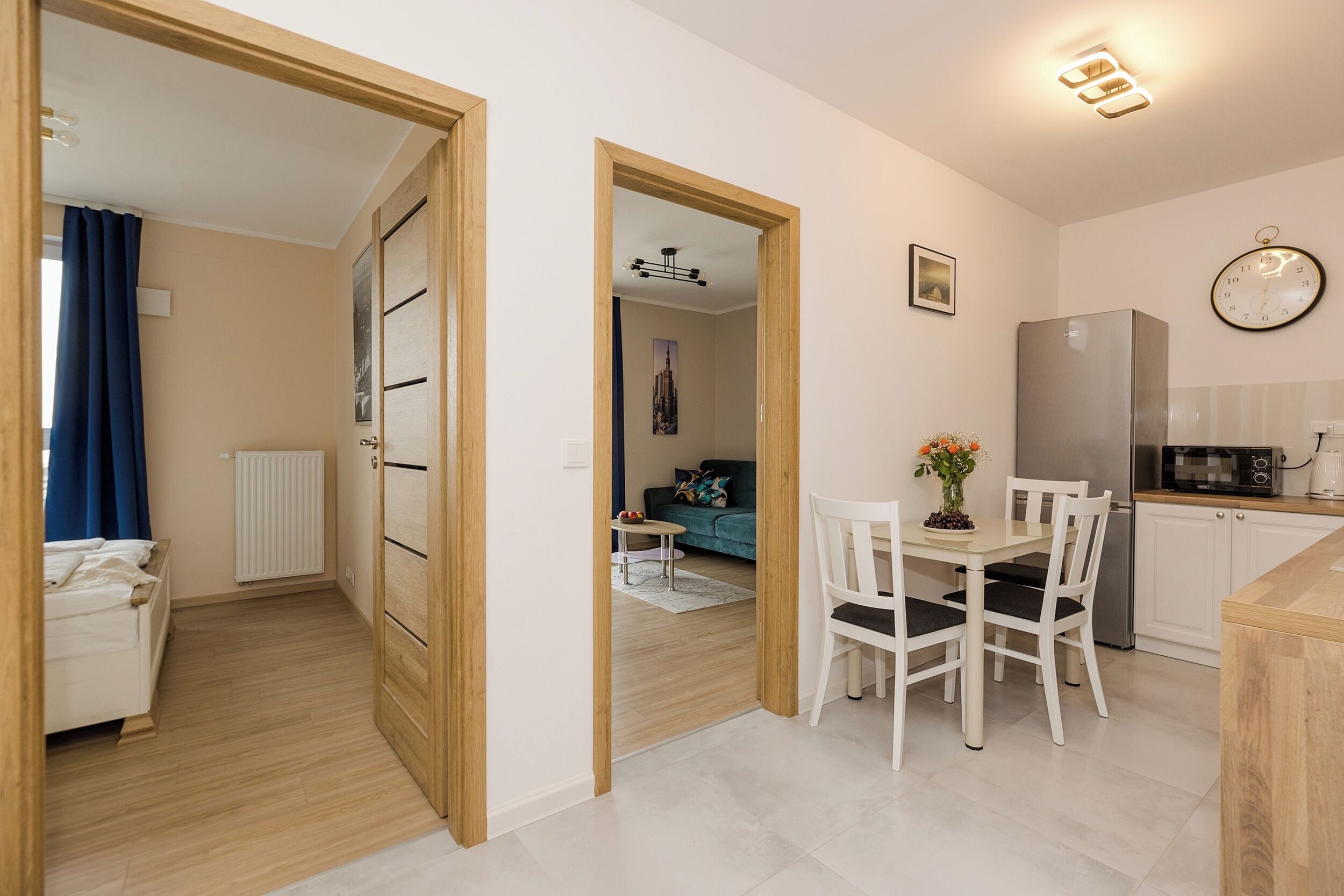 Cortinas opacas, tabla de planchar con plancha, wifi gratis