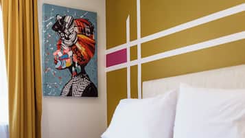 4 bedrooms, desk, iron/ironing board, free WiFi