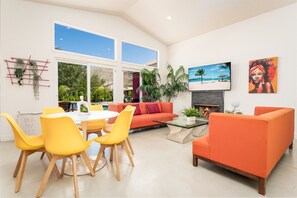 Dining - Casa De Cadena/Air Hockey, Games, Firepit, BBQ (Desert Hot Springs)