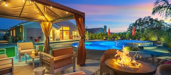 Casa De Cadena/Air Hockey, Games, Firepit, BBQ