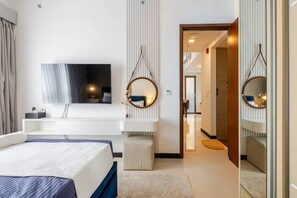 2 habitaciones, tabla de planchar con plancha, wifi y ropa de cama 
