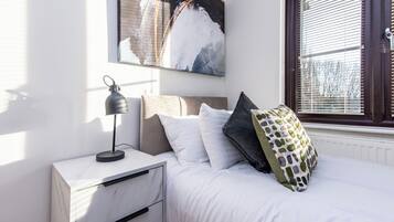 3 bedrooms, iron/ironing board, free WiFi