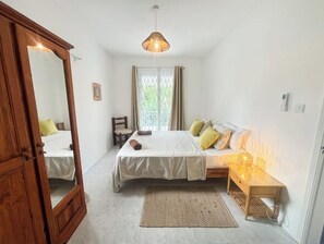 3 Schlafzimmer, Bügeleisen/Bügelbrett, Reisekinderbett, WLAN