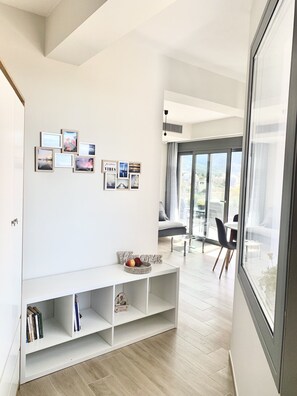 Interior - Comfy Vista Apartment (Kalamata)