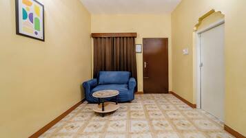 Deluxe Double Room | Iron/ironing board