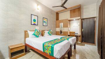 Standard Double Room | Iron/ironing board
