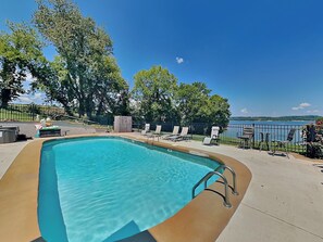 Pool - Sunset Cove | Pet-Friendly w/ Heated Pool + Game Room (Dandridge)