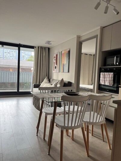 Beautiful new apartment with parking