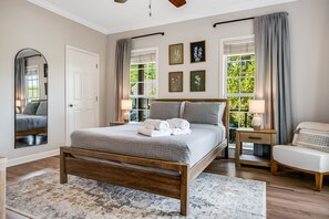 3 habitaciones, escritorio, tabla de planchar con plancha y wifi gratis 