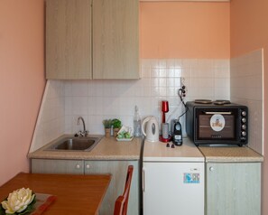 Wasserkocher mit Kaffee-/Teezubehör