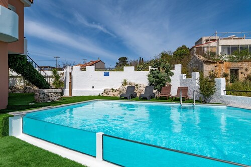 Aliki's Studio - One Bedroom Apartment, Sleeps 2