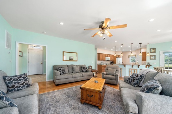 Welcome to Fairway Stay in Captain's Cove Golf and Yacht Club!