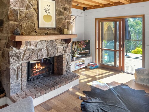 Ridge River Retreat: 4  BR, 3.5  BA House in Merrijig, Sleeps 8