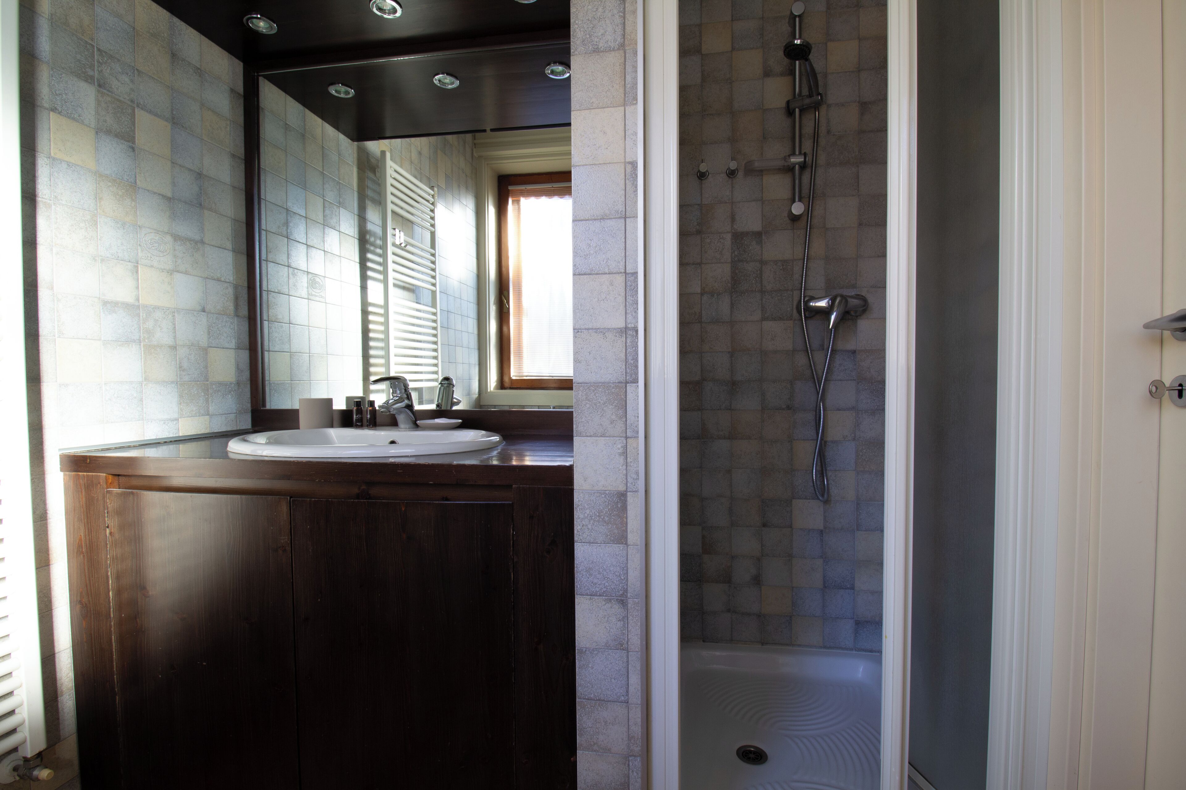 Apartament (1 Bedroom) | Bany | Dutxa i bidet 