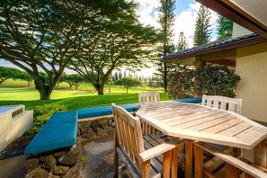 تناول الطعام بالخارج