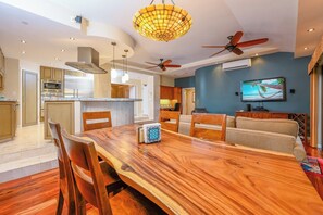 Dining - Kapalua Golf Villas | 2 Free Rental Cars | KBM Resorts | Beautiful Remodel | 2 Units, 4 Bedrooms | ML-1125 (Lahaina)