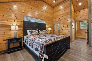 2 makuuhuonetta, silitysrauta/-lauta, Wi-Fi, vuodevaatteet