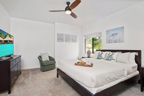 4 habitaciones, tabla de planchar con plancha y cuna de viaje 