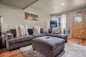 Smart-TV, Kamin, Videospiele