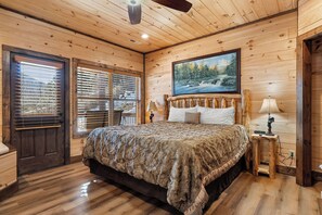 5 bedrooms, iron/ironing board, free WiFi, bed sheets