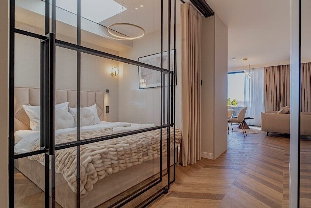 Comfort Apartment | Individually decorated, individually furnished, iron/ironing board