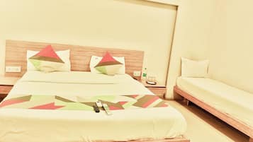 Deluxe Double Room, City View | Iron/ironing board, free WiFi