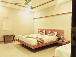 Chambre Double Deluxe, vue ville | 1 chambre, fer et planche Ă repasser, Wi-Fi gratuit