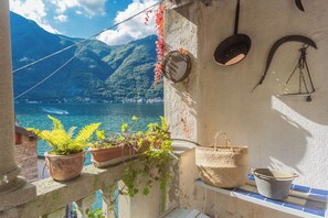 Apartment | Terrace/patio - Terrace on Orrido di Nesso Waterfall by Rent all Como (Nesso)