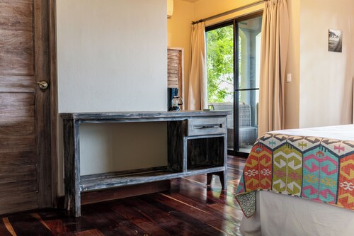 King Deluxe Garden View