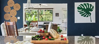 1 Min Private Beach & River Access w Movie Room, Heated Pool, Kayaks & Game Room