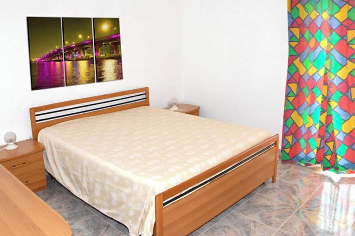 Klassiek appartement | 3 slaapkamers, gratis wifi