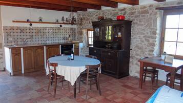House, Garden View | Dining