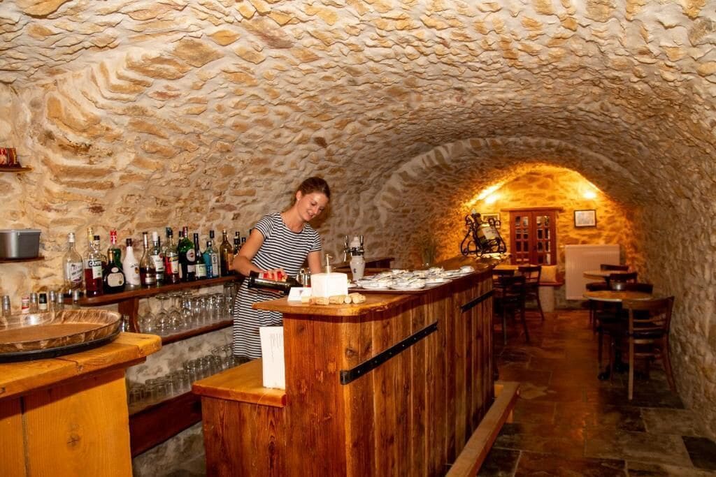 Bar (en la propiedad)