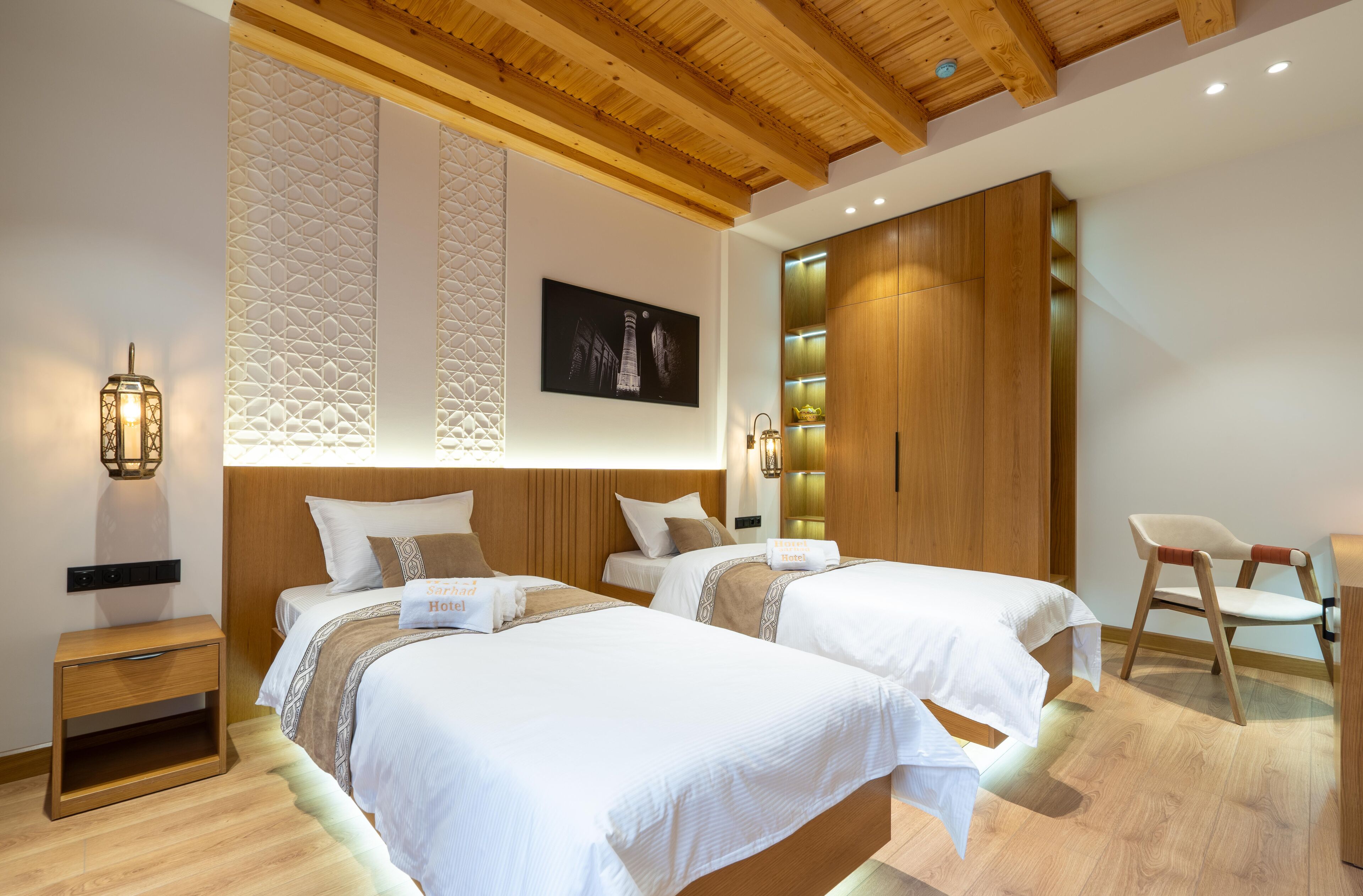 Comfort Twin Room, City View | Blackout curtains, soundproofing, iron/ironing board, free WiFi