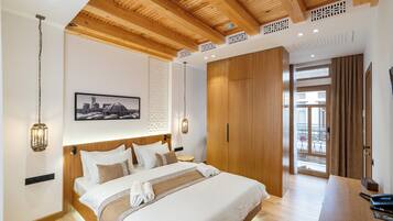 Blackout drapes, soundproofing, iron/ironing board, free WiFi