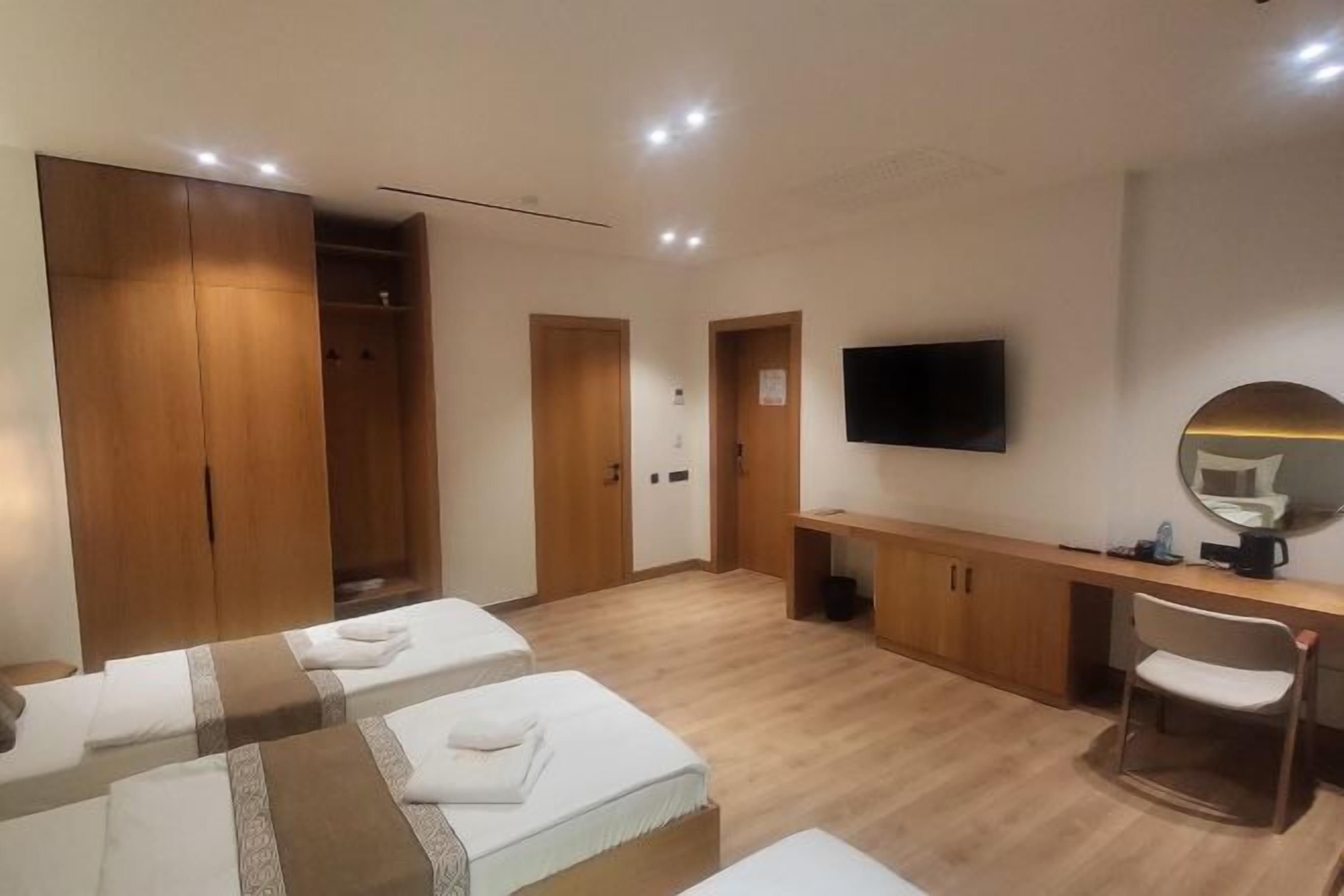 Blackout curtains, soundproofing, iron/ironing board, free WiFi