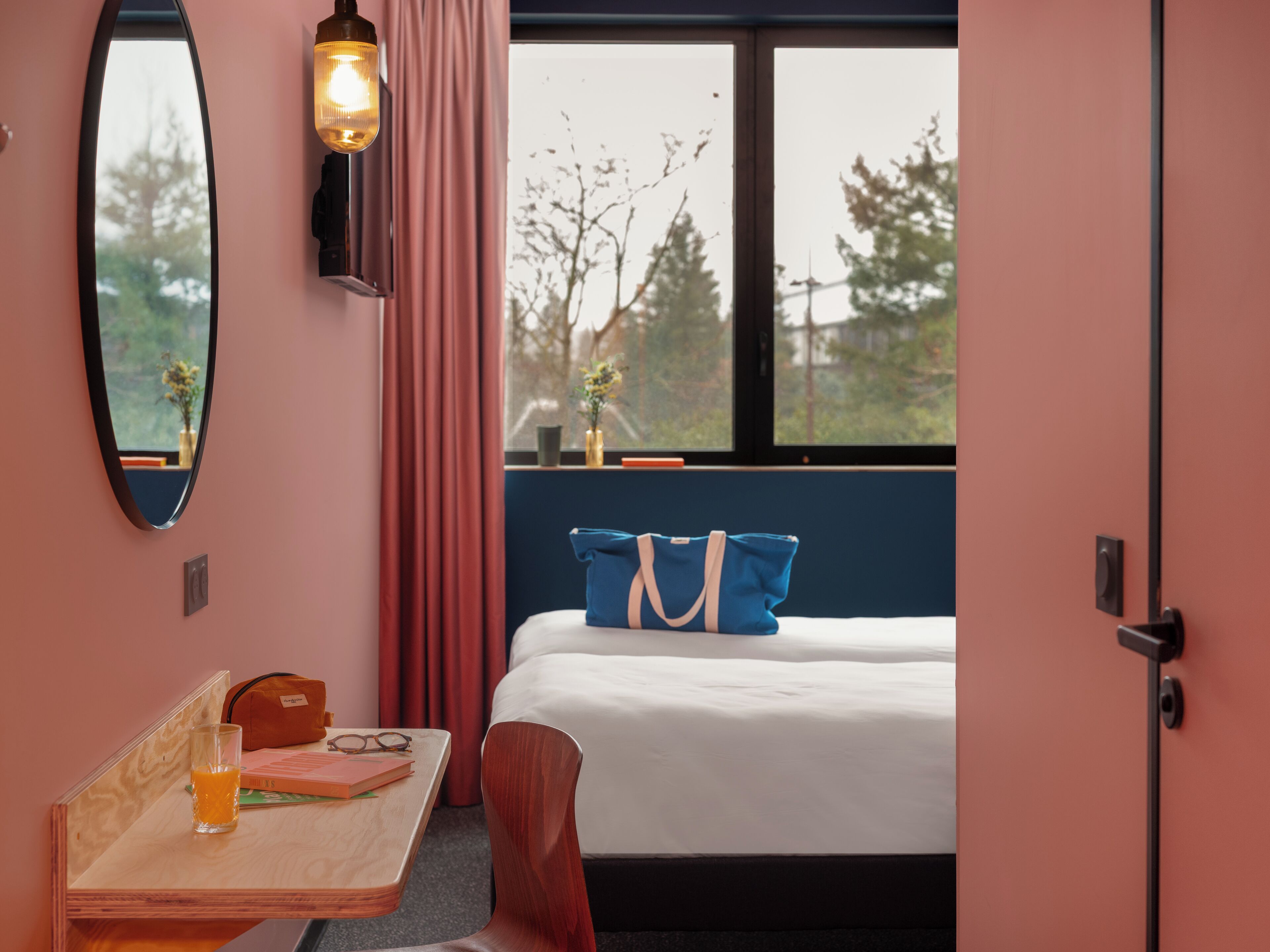 双床房 |   隔音、免费 WiFi、床单