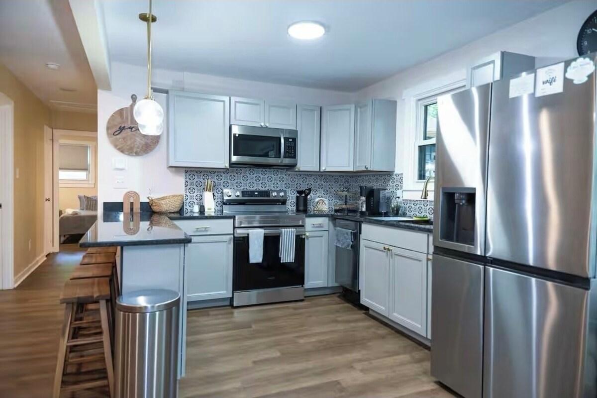 The gem in the crown near Uptown