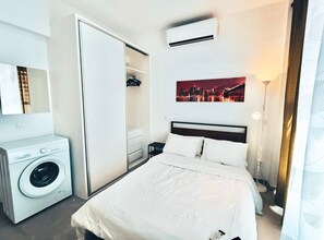 1 bedroom, iron/ironing board, WiFi, bed sheets