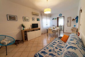 Smart TV - Comfortable stay in Casa Angelina with car parking included (PALERMO)