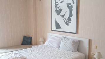 1 bedroom, iron/ironing board, free WiFi, bed sheets