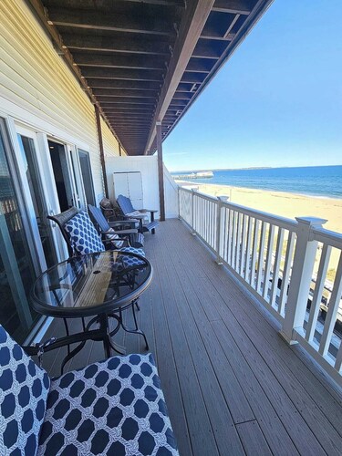 Beachfront Condo with Amazing Ocean Views  4th Fl