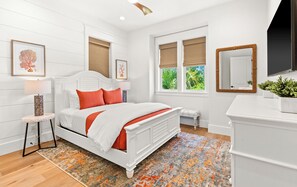 5 habitaciones, tabla de planchar con plancha, wifi y ropa de cama 