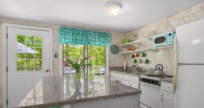 Cape Cod National Seashore Treehouse Cycle, Swim, Hike or Kayak with your dog