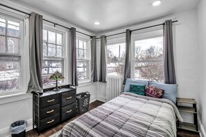 Talo (4 Bedrooms) | Pohjapiirros