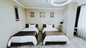 Comfort Double Room - Taj Mahal  (Osh)