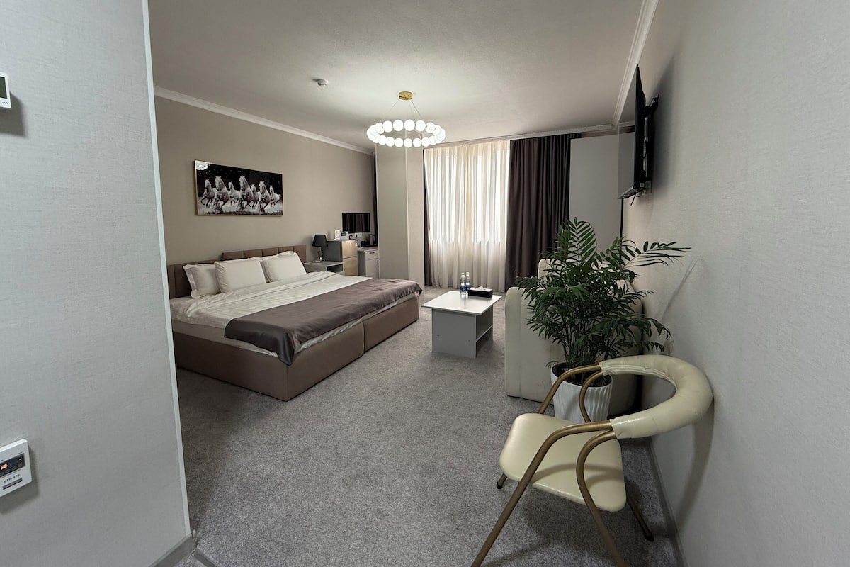 Comfort Double Room | Desk, laptop workspace, WiFi (free)