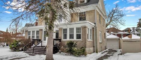 House (3 Bedrooms) | Front of property